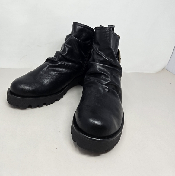 Euro Soft-Sofft Ariya Ankle Boots Sz 9.5 & 11 Slouchy Faux Black Leather Casual - Picture 3 of 12